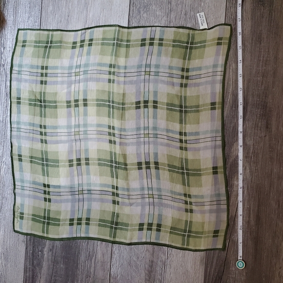 EUC ANN TAYLOR GREEN CHECK SCARF SQUARE - Picture 7 of 8